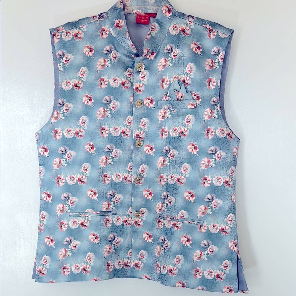 Ethos Elite vintage light blue floral silk vest w/pink flowers & gold buttons